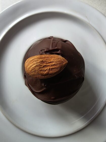 ALMOND </br> AMORE